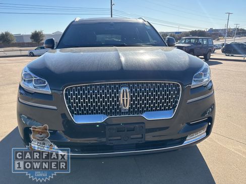 Used 2023 Lincoln Aviator Reserve w/ Equipment Group 201A image 2