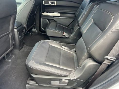 Certified 2023 Ford Explorer XLT w/ Equipment Group 202A AWD/4WD image 20