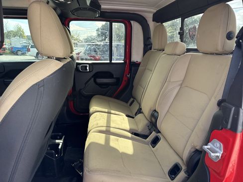 Used 2020 Jeep Gladiator Sport w/ Quick Order Package 24S image 9