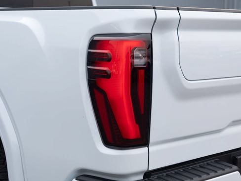 Used 2026 GMC Sierra 3500 Denali Ultimate AWD/4WD image 31
