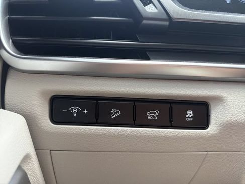 Used 2025 Kia Telluride S FWD image 41
