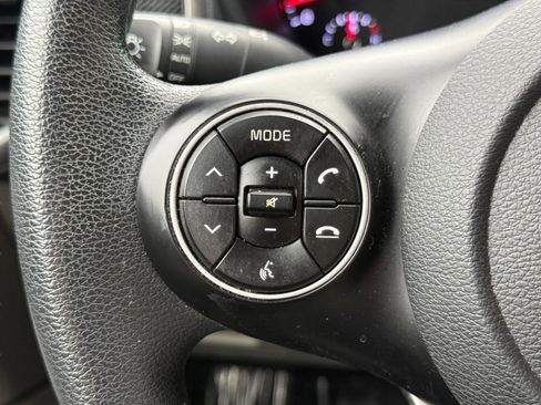Used 2020 Kia Soul S FWD image 28