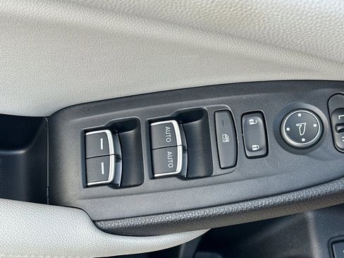 Used 2019 Honda Accord EX-L image 13