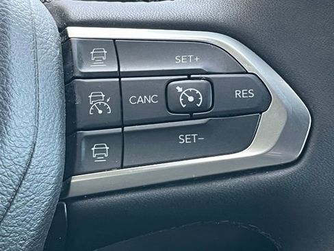 Used 2023 Jeep Compass Limited w/ Elite Group image 40