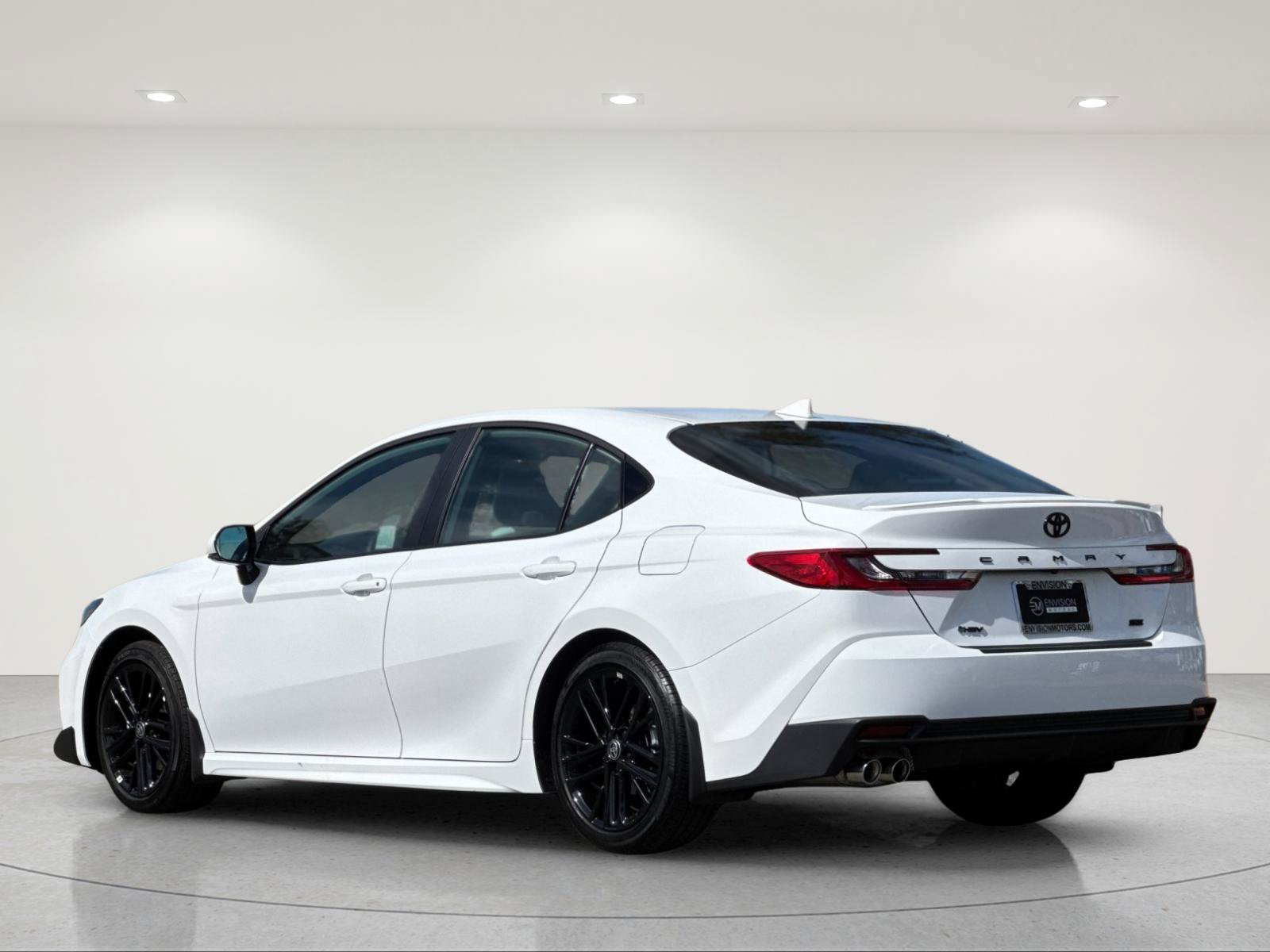 Used 2026 Toyota Camry SE w/ Multimedia Upgrade Package FWD image 4