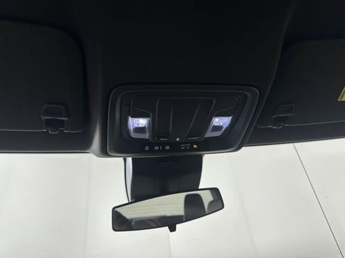 Used 2023 Chevrolet Silverado 1500 LT AWD/4WD image 24
