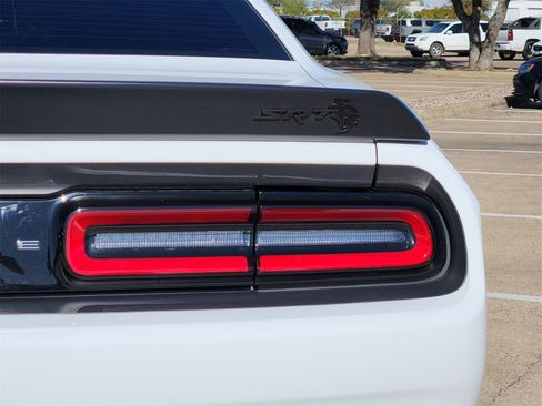 Used 2023 Dodge Challenger SRT Hellcat w/ Driver Convenience Group image 15