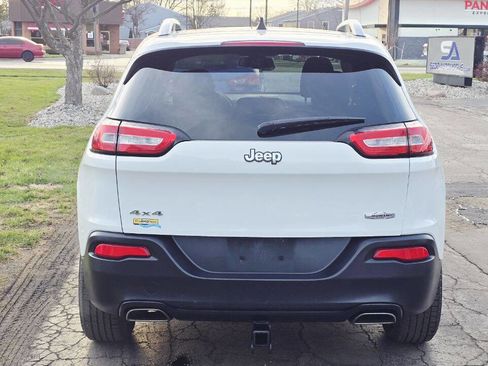 Used 2016 Jeep Cherokee Latitude w/ Comfort & Convenience Group image 5