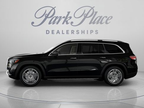 Used 2026 Mercedes-Benz GLS 450 4MATIC image 7