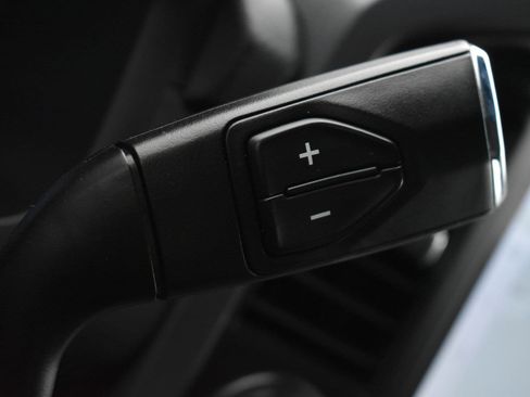 Used 2024 Ford F150 XLT w/ FX4 Off-Road Package image 18