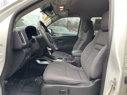 Used 2023 Nissan Frontier SV
