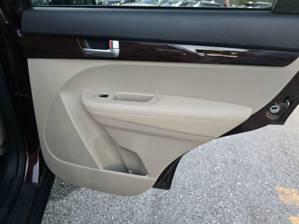 Used 2014 Kia Sorento LX FWD image 17