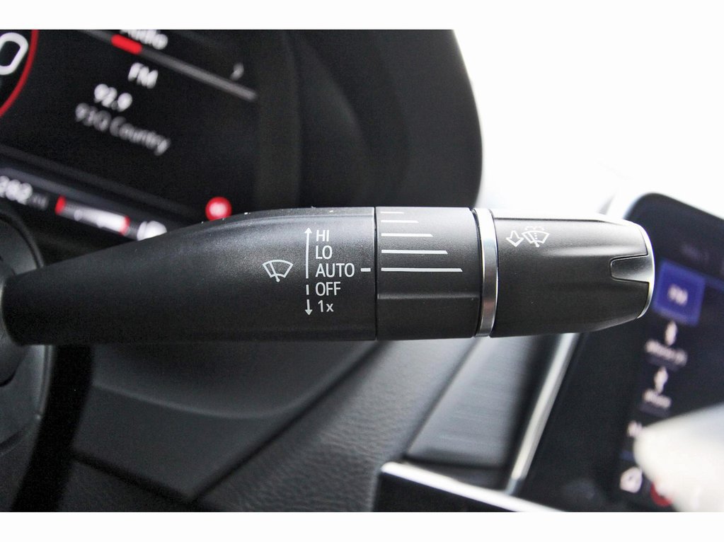 Certified 2025 Cadillac CT4 Sport RWD image 18