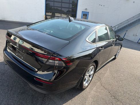Used 2024 Honda Accord LX image 11