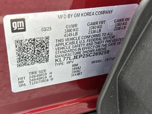 Certified 2025 Chevrolet Trax RS w/ Driver Confidence Package FWD image 28