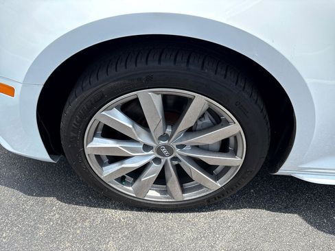 Used 2018 Audi A4 2.0T Premium w/ Convenience Package image 10