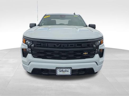 Used 2023 Chevrolet Silverado 1500 Custom AWD/4WD image 8