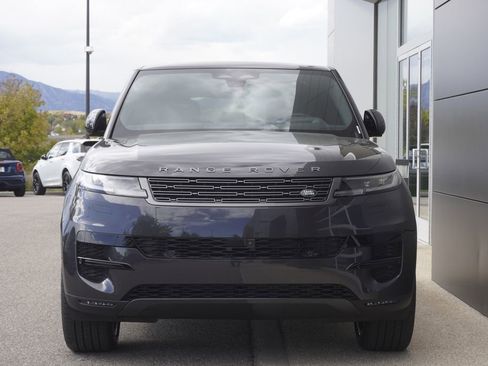 New 2025 Land Rover Range Rover Sport SE image 5
