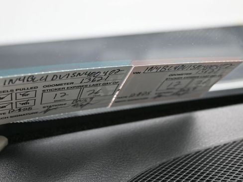 Used 2025 Nissan Altima 2.5 SV image 10