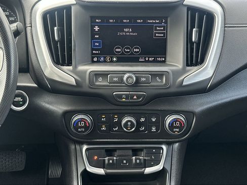 Used 2023 GMC Terrain SLE w/ Driver Convenience Package FWD image 25