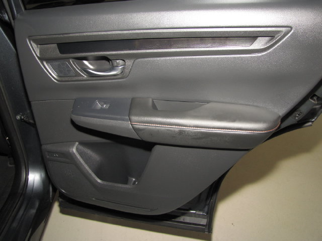 Used 2025 Honda CR-V Sport-L image 42