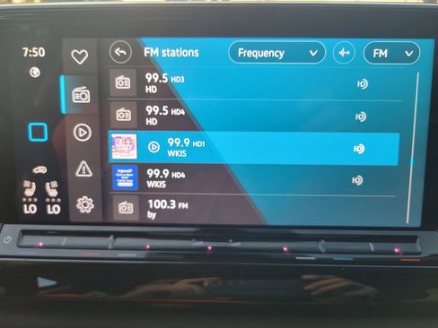 Used 2026 Volkswagen Atlas SE FWD image 24
