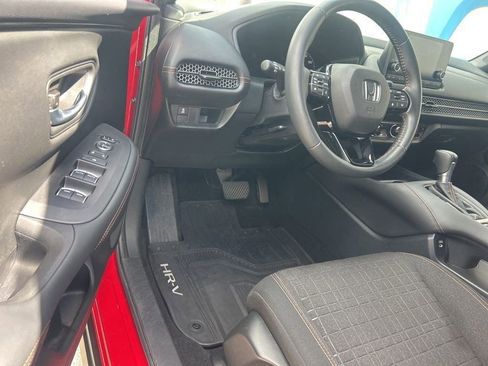 Certified 2024 Honda HR-V Sport image 11