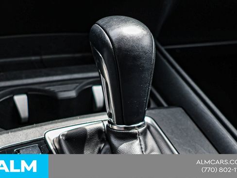 Used 2025 MAZDA CX-50 AWD 2.5 S w/ Premium Package image 35