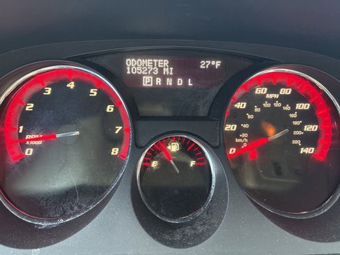 Used 2012 GMC Acadia Denali image 12