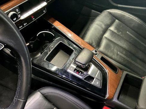 Used 2023 Audi A4 2.0T Premium w/ Convenience Package image 19