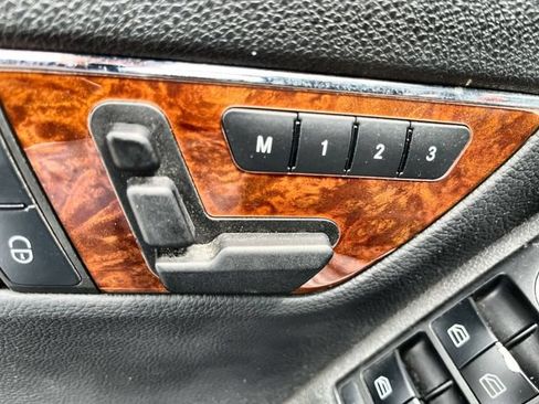 Used 2009 Mercedes-Benz C 300 4MATIC Sedan image 15