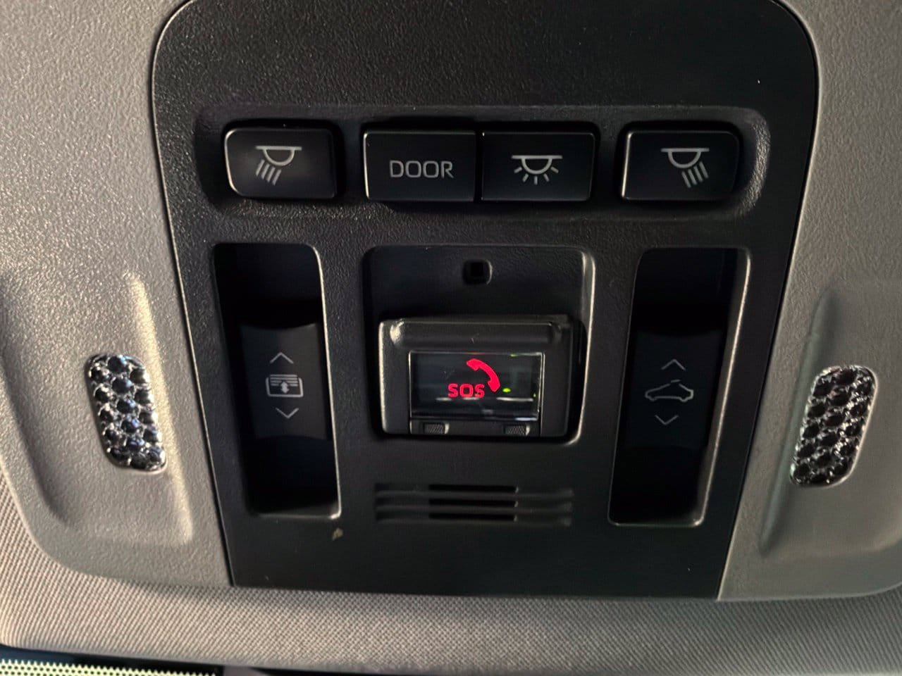 Used 2023 Toyota Camry XSE w/ Navigation Package FWD image 18