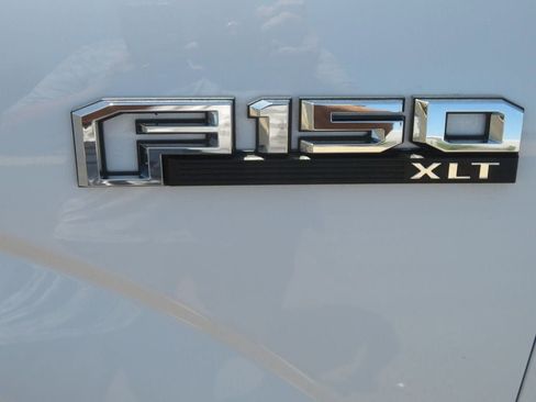 Used 2016 Ford F150 XLT w/ Equipment Group 302A Luxury AWD/4WD image 13