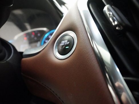 Used 2018 Chevrolet Traverse High Country image 32