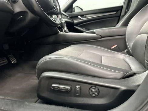 Used 2021 Honda Accord Sport image 26