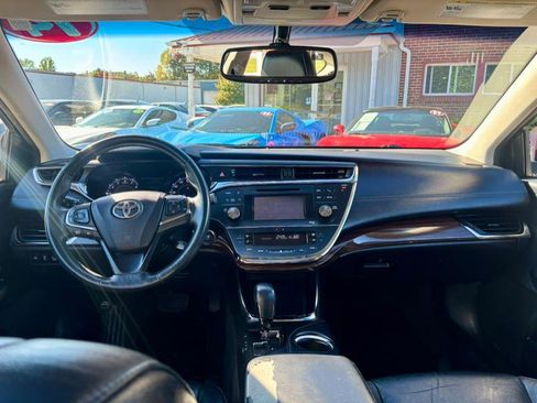 Used 2014 Toyota Avalon XLE Premium image 12