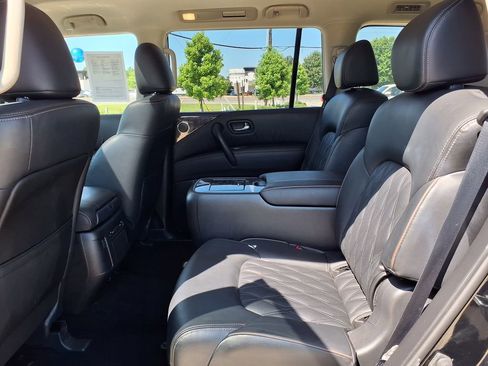 Used 2024 Nissan Armada Platinum w/ Captain's Chairs Package AWD/4WD image 21