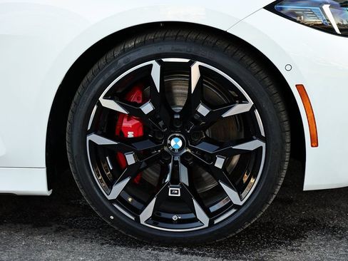 Used 2025 BMW 430i Coupe w/ M Sport Package RWD image 3