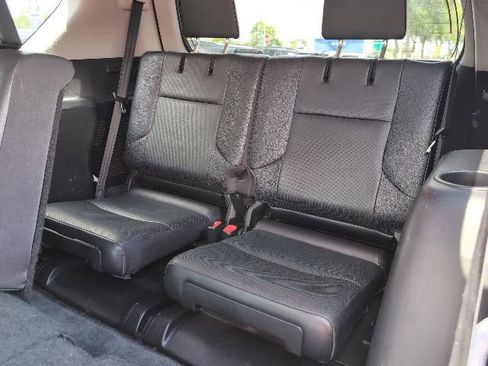 Used 2015 Lexus GX 460 w/ Premium Package AWD/4WD image 28