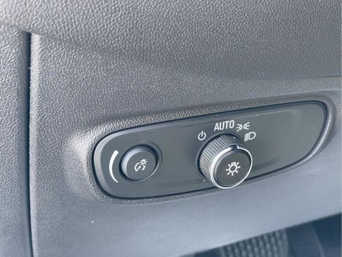 Used 2024 Chevrolet Equinox RS w/ LPO, Floor Liner Package AWD/4WD image 21
