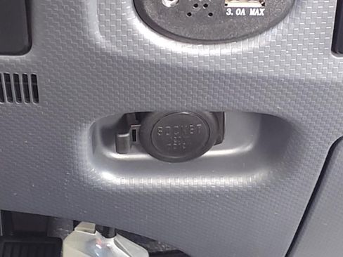 New 2025 Chevrolet Low Cab Forward image 15