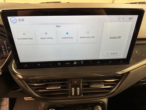 Used 2023 Ford Escape ST-Line w/ Tech Pack #1 AWD/4WD image 9