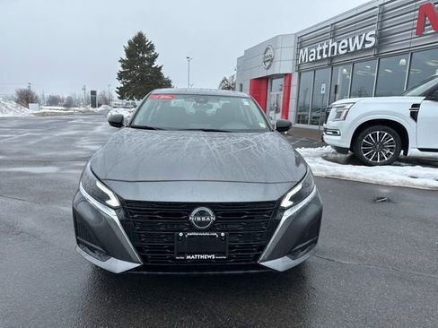 Certified 2024 Nissan Altima 2.5 SV image 2