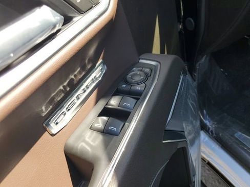 New 2026 GMC Sierra 1500 Denali w/ Denali Reserve Package image 19