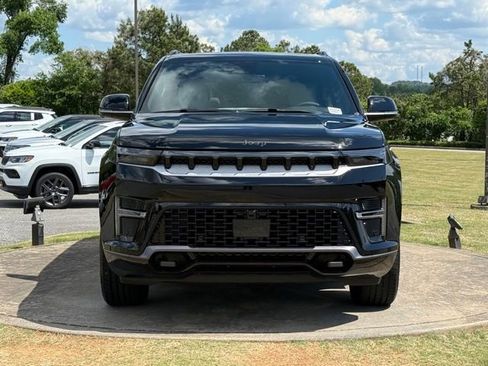 New 2026 Jeep Grand Wagoneer 4WD w/ Premium Group I image 2