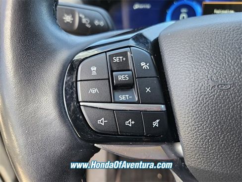 Used 2022 Ford Explorer Platinum w/ Technology Package image 24