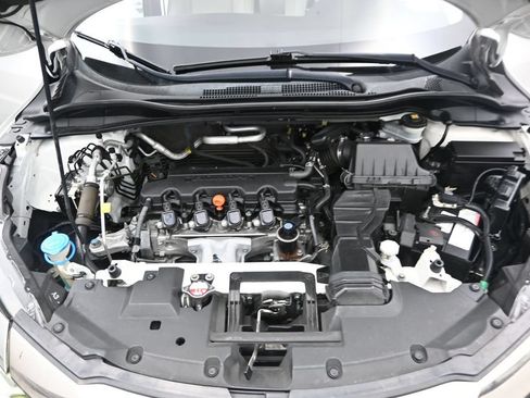 Used 2021 Honda HR-V EX-L image 12