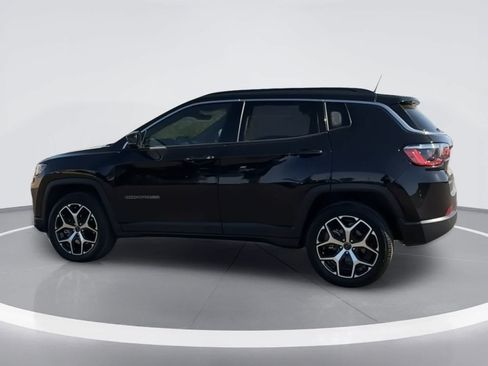 Used 2025 Jeep Compass Limited AWD/4WD image 6