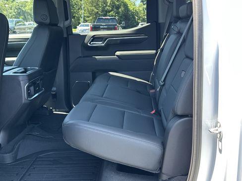 Used 2024 GMC Sierra 1500 SLT w/ SLT Premium Plus Package AWD/4WD image 15