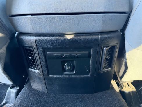 Used 2014 RAM 2500 Big Horn image 17